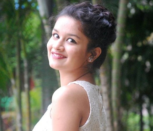 Avneet Kaur photo