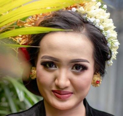 Lina Mukherjee photo