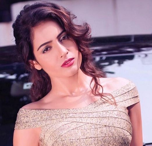 Malvi Malhotra photo