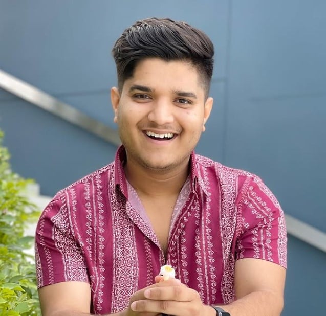 Mridul Tiwari photo