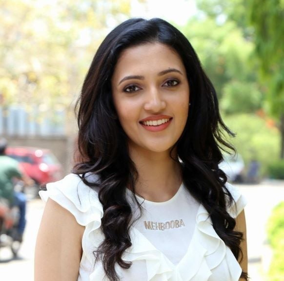 Neha Shetty photo