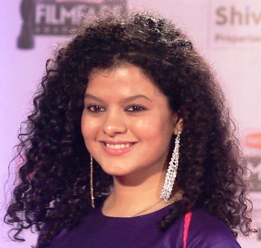 Palak Muchhal (Singer) photo