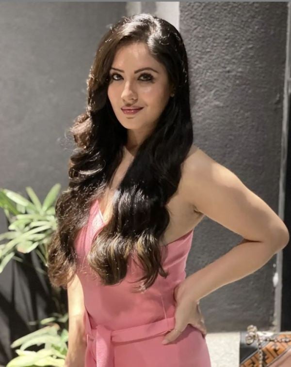 Pooja Bose photo