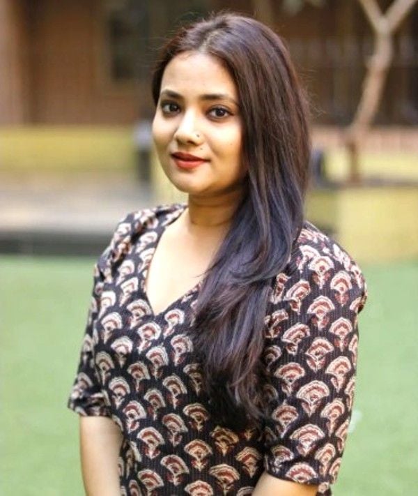 Pooja Thombre photo