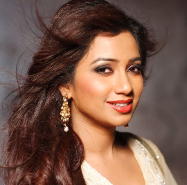 Shreya Ghoshal photo