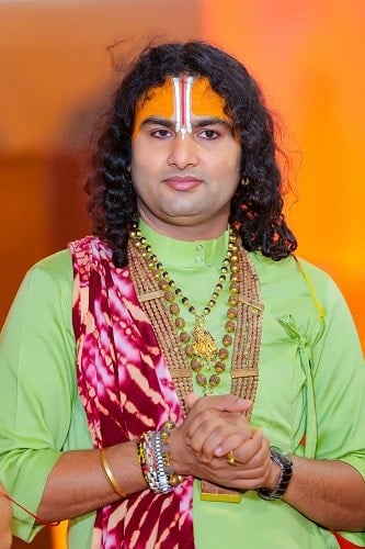 Shri Aniruddhacharya Ji Maharaj photo