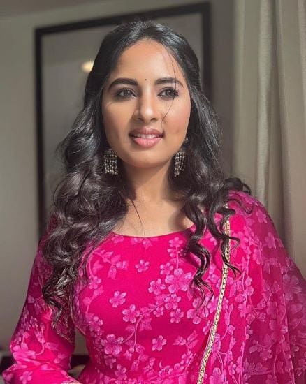 Srushti Dange photo