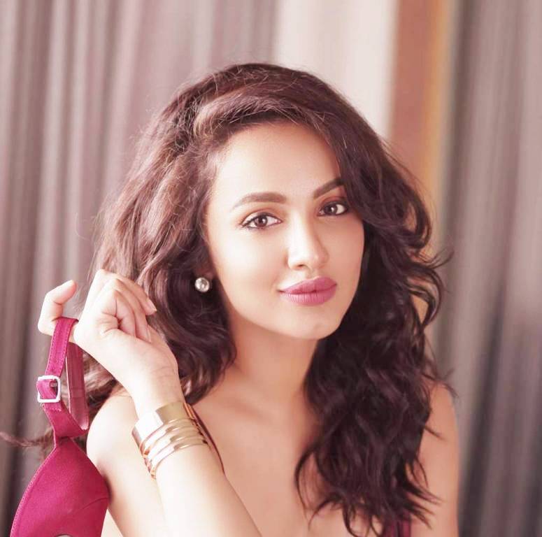 Tejaswi Madivada photo