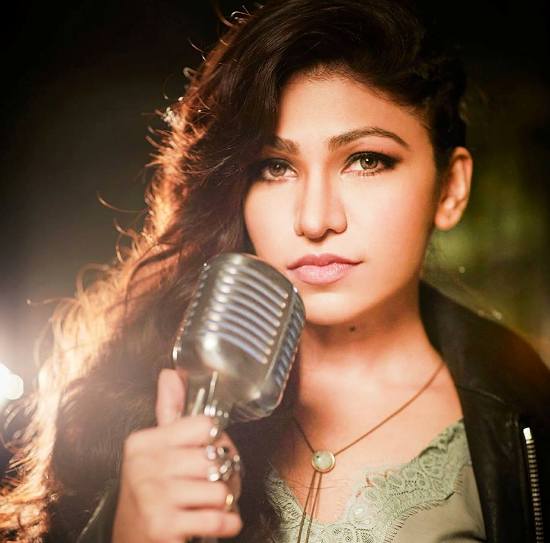 Tulsi Kumar photo