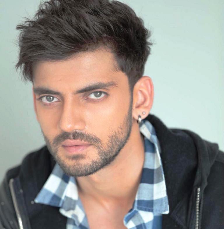 Zaheer Iqbal photo